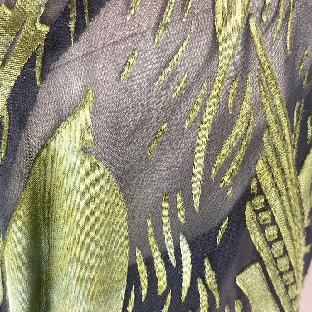 Gorgeous Green Citron Silk and Rayon Sheer Goddess Blouse - Medium - Picture 11 of 16